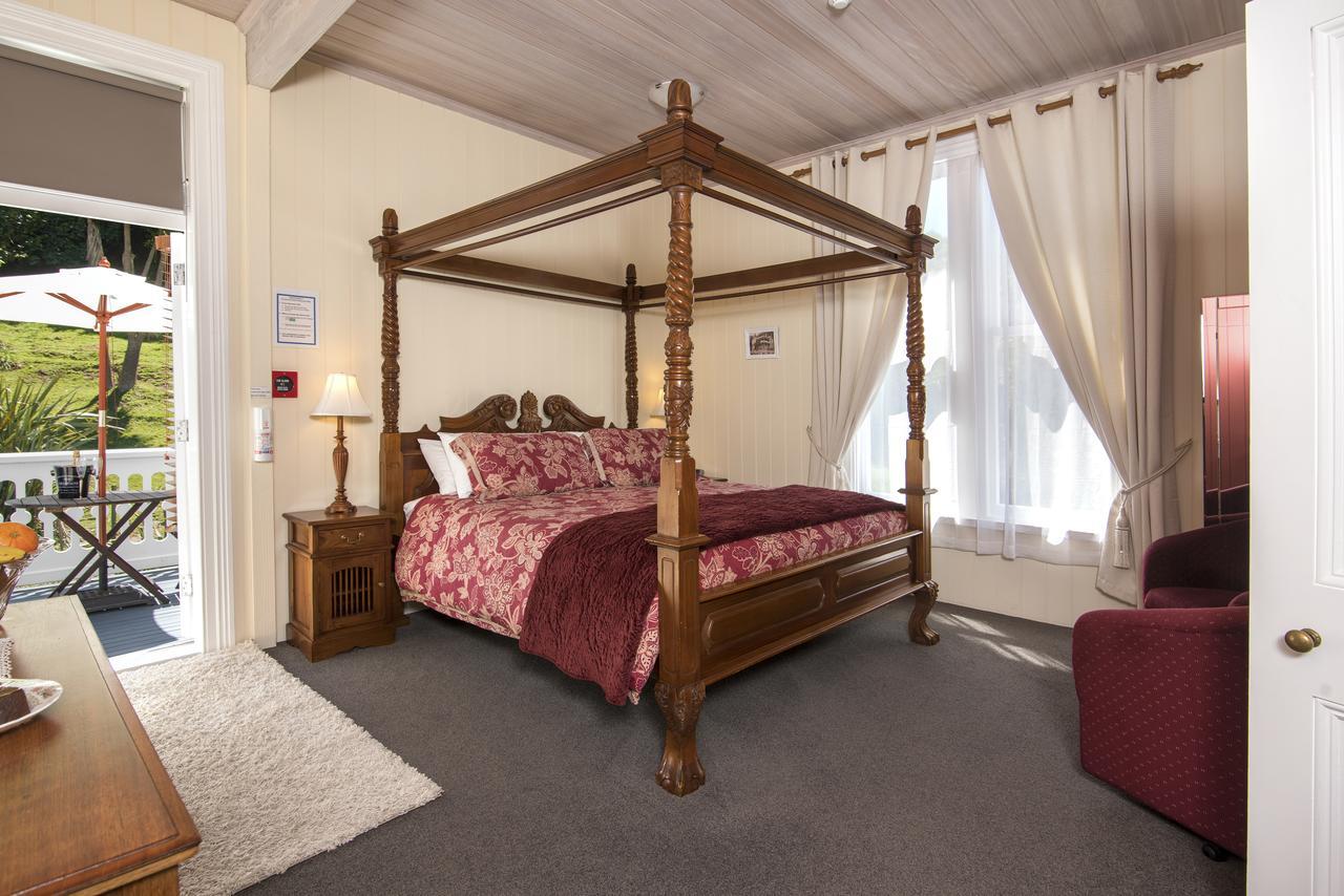 Sennen House Boutique Accommodation Піктон Екстер'єр фото